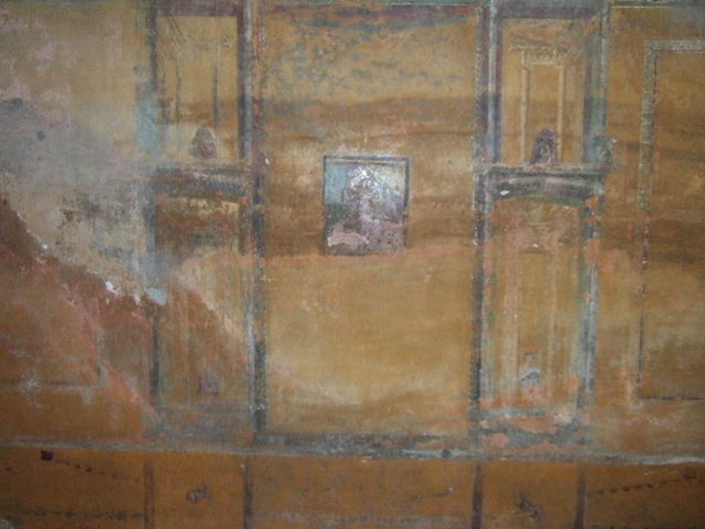 II.3.3 Pompeii.  December 2005.  Room 12, Cubiculum.  North wall.  

