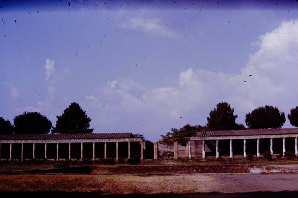 II.7.3 Pompeii. 1970. Looking across from II.7.3 towards II.7.9a on west side. Photo by Stanley A. Jashemski.
Source: The Wilhelmina and Stanley A. Jashemski archive in the University of Maryland Library, Special Collections (See collection page) and made available under the Creative Commons Attribution-Non Commercial License v.4. See Licence and use details.
J70f0716