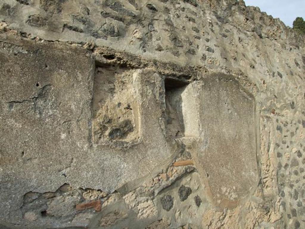 II.9.7. Garden entrance to House of Summer Triclinium.  December 2007.  Niches on north wall.