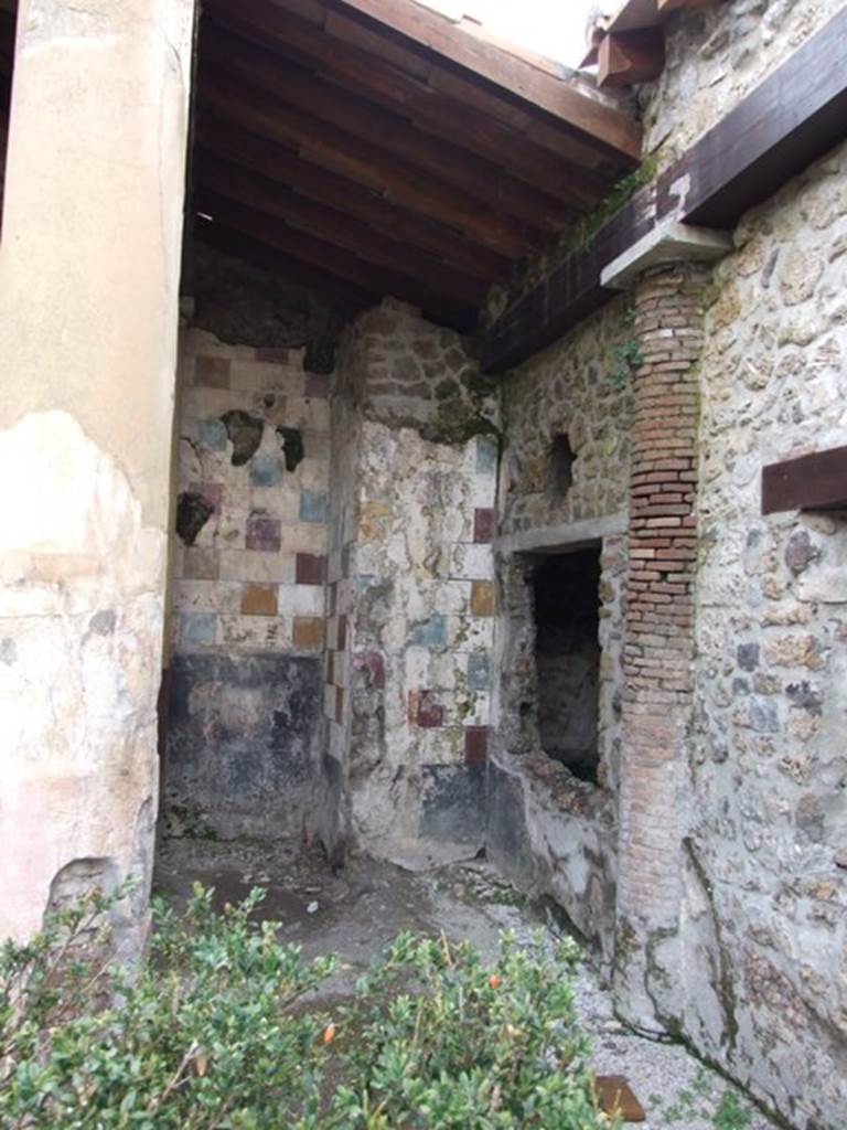III.2.1 Pompeii.  March 2009.  Room 20. Summer Triclinium and Garden area.  east side, and one of the windows of room 14.