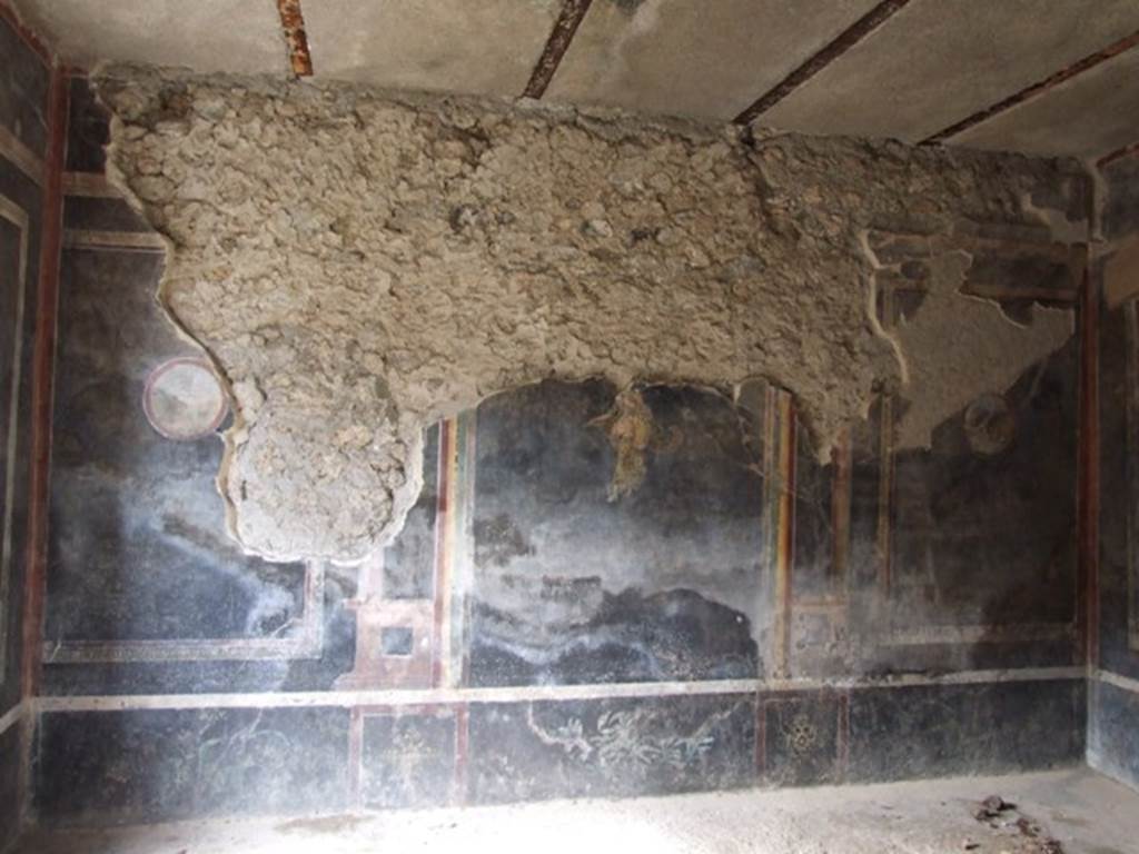 III.4.3  Pompeii.  March 2009.   Room 13. North wall.