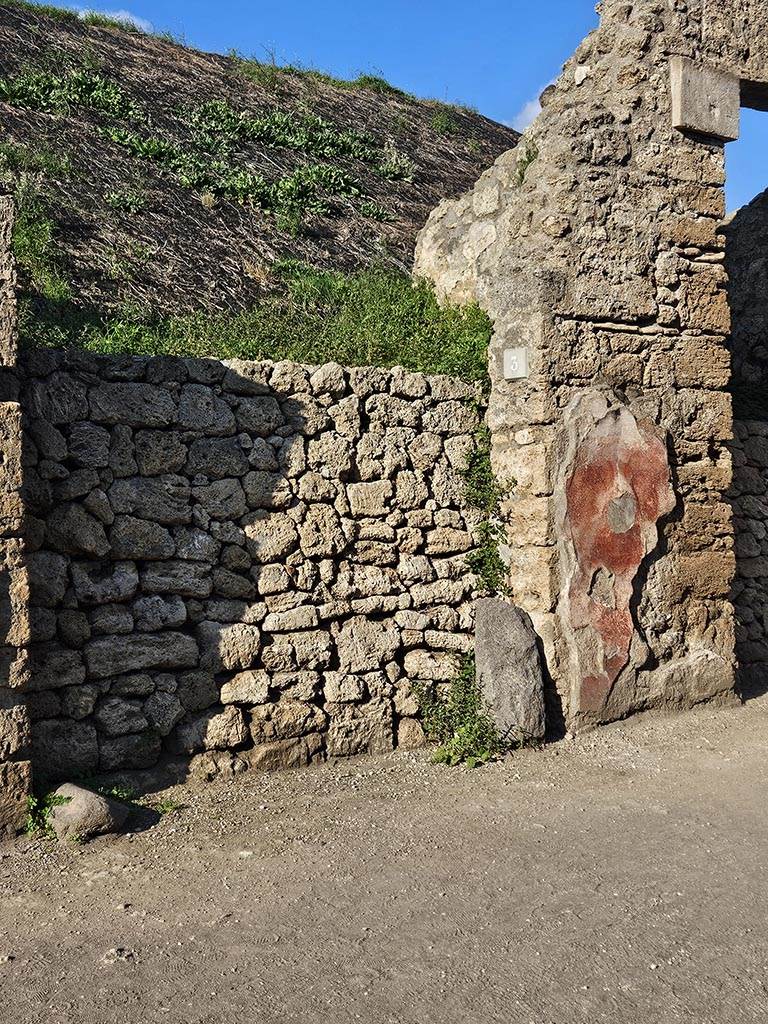 III.5.3 Pompeii. November 2024. 
Looking towards east side of entrance doorway. Photo courtesy of Annette Haug.

