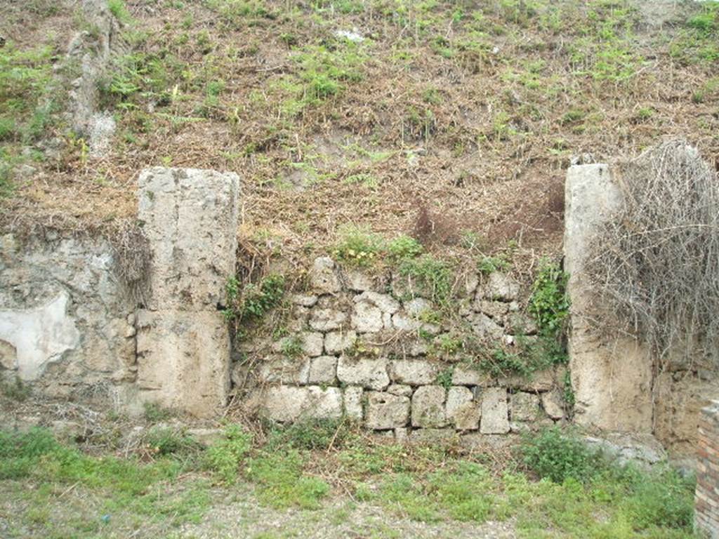 IV.2.a Pompeii. May 2005.  Entrance.