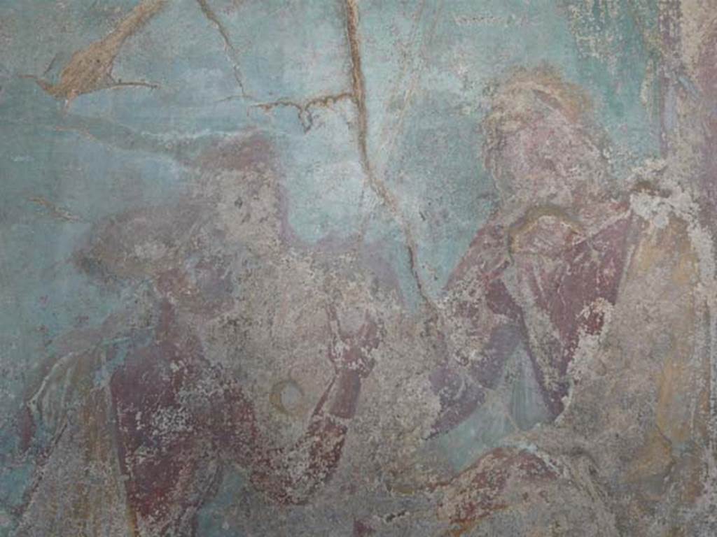 V.1.18 Pompeii. May 2012. Detail of figures on north wall of exedra “y”.  Wall painting of The Two Fishermen Proposing a Riddle to Homer. Photo courtesy of Buzz Ferebee. 
