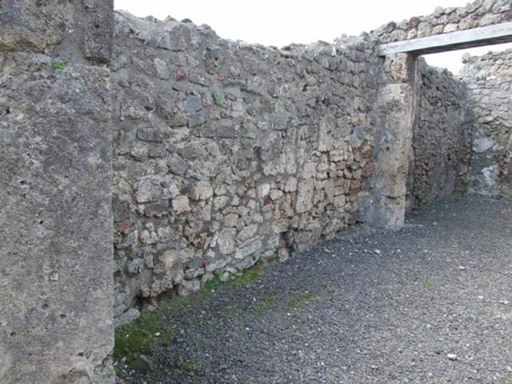 V.2.3 Pompeii.  March 2009. West wall of caupona.