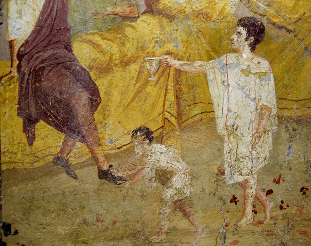V.2.4 Pompeii. June 2017. 
Room 15, detail from painting of banqueting scene from east wall of triclinium. Photo courtesy of Johannes Eber.

