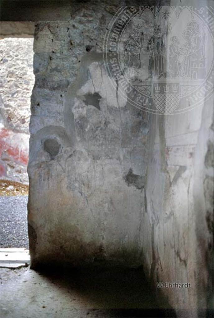 V.2.h Pompeii. Room I, north-west corner.
Photo by W. Ehrhardt. Photo  Deutsches Archologisches Institut, Abteilung Rom, Arkiv. 
See http://arachne.uni-koeln.de/item/bauwerksteil/3379

