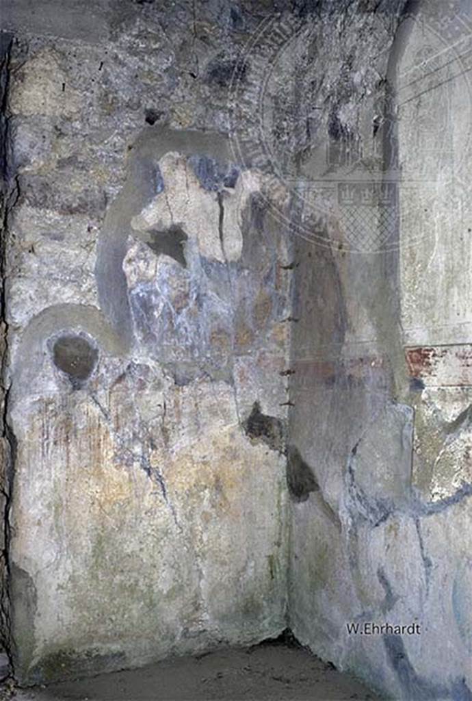 V.2.h Pompeii. Room I, west wall, north end.
Photo by W. Ehrhardt. Photo  Deutsches Archologisches Institut, Abteilung Rom, Arkiv. 
See http://arachne.uni-koeln.de/item/bauwerksteil/3379
