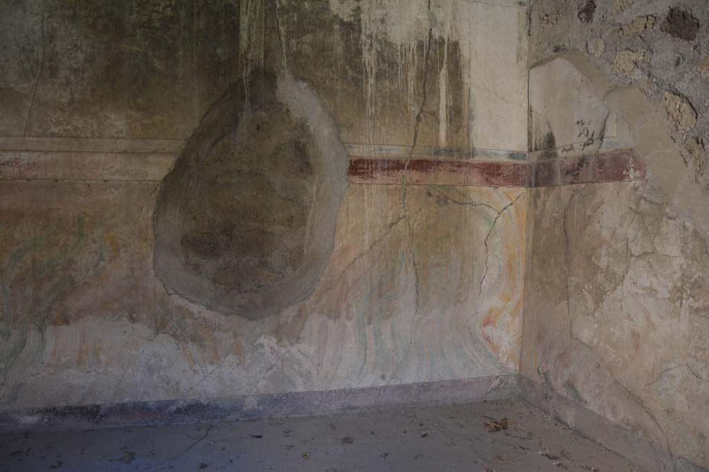 V.2.h Pompeii. October 2019. Room i, lower east wall and south-east corner.
Foto Annette Haug, ERC Grant 681269 DCOR.

