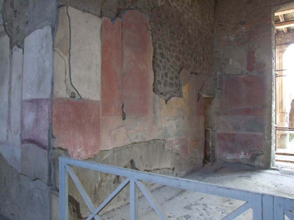 V.2.i Pompeii. December 2007. Room 7, looking towards east wall of tablinum.