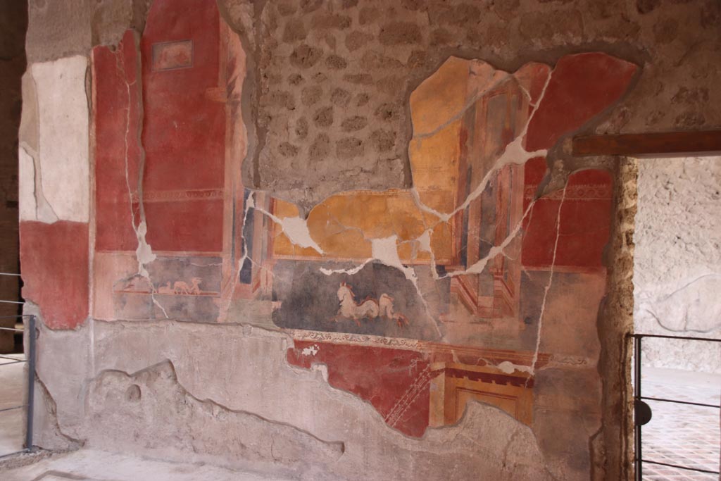 V.2.i Pompeii.  October 2023. Tablinum 7, looking north along east wall, from north portico. Photo courtesy of Klaus Heese.