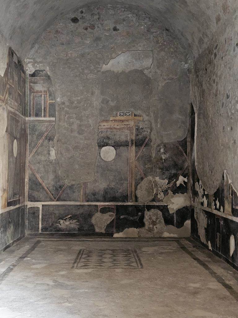 V.2.i Pompeii. November 2024. Room 17, west wall. Photo courtesy of Annette Haug.

