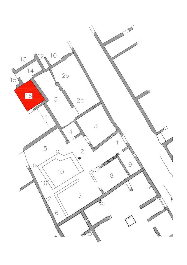 V.3.12 Pompeii. August 2022. New outline plan by Parco Archeologico di Pompeii.
Rooms 1, 2a, 2b, 3 are part of V.3.13 Casa del Larario.
Rooms 1 to 10 below it are in V.3.12 House of M. Samellius Modestus or Casa della Duchessa d'Aosta.
Rooms 10- 16 above are part of a separate house (see V.3.14) to the north of the Casa del Larario.
Photograph © Parco Archeologico di Pompei.