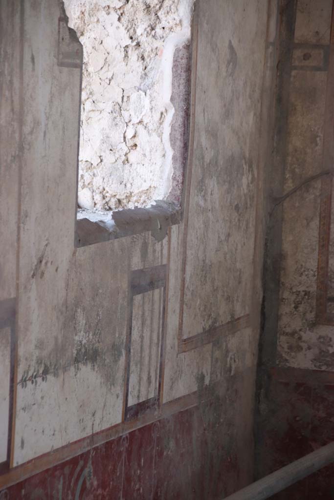 V.3 Pompeii. Casa del Giardino. September 2021.
Room 7, looking towards south wall. Photo courtesy of Klaus Heese.