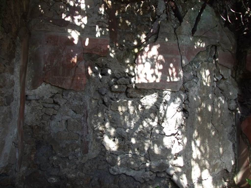 V.4.13 Pompeii. March 2009. Triclinium R, north wall.