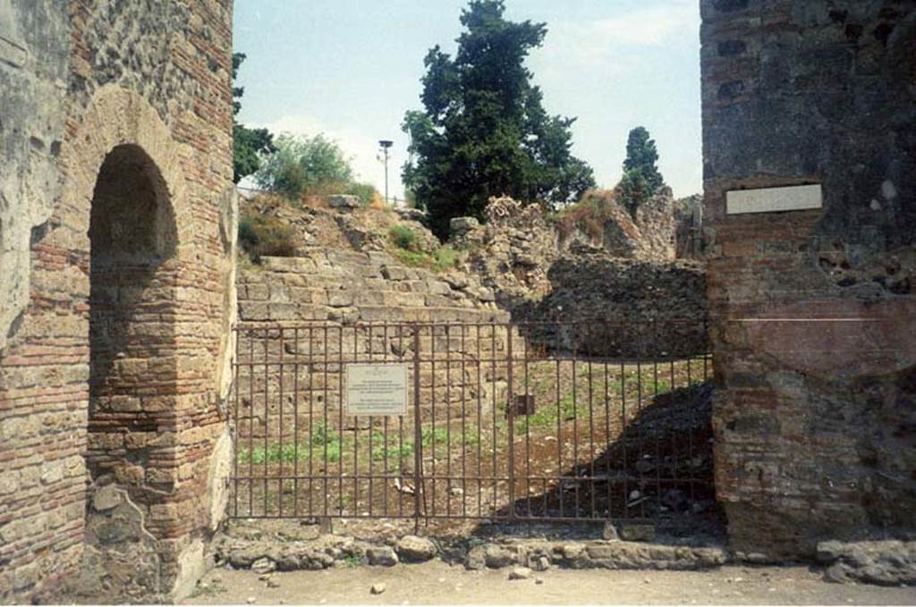 VI.1.1 Pompeii. July 2011. Entrance. Photo courtesy of Rick Bauer.
