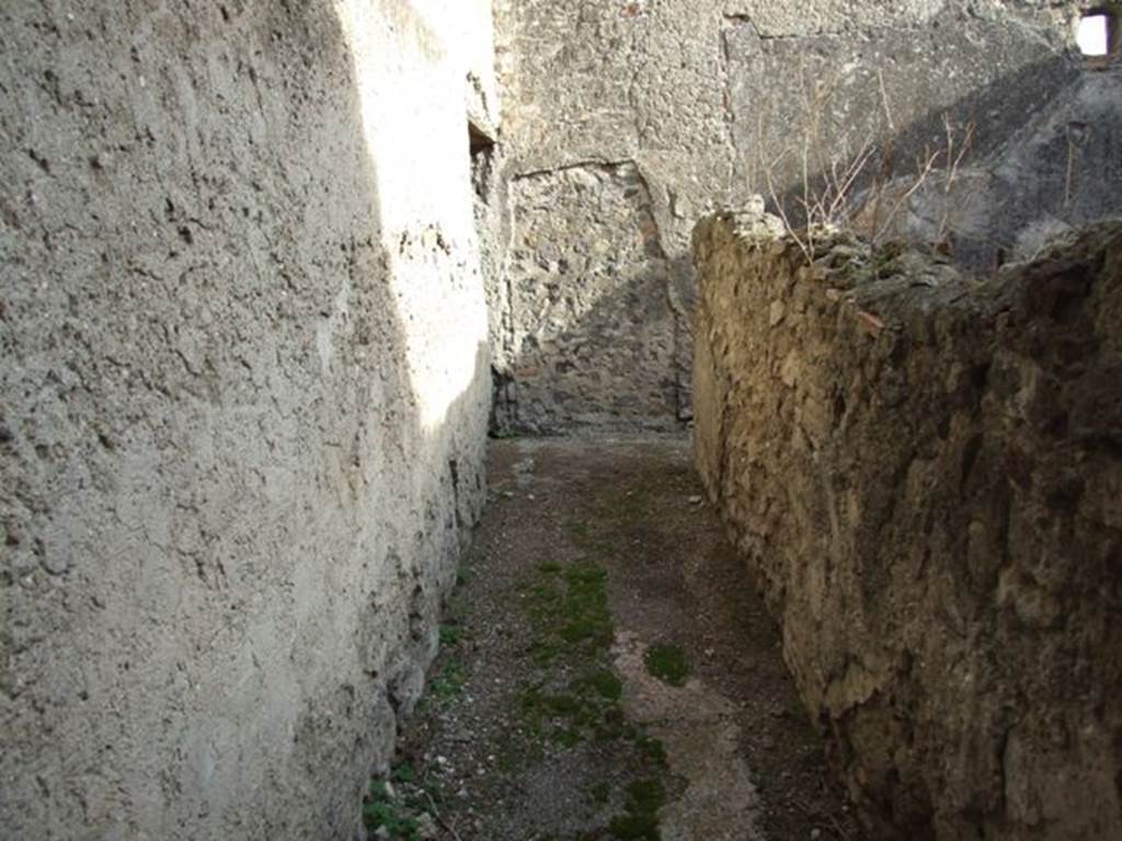 VI.1.7 Pompeii. December 2007. Room 20, corridor looking east.