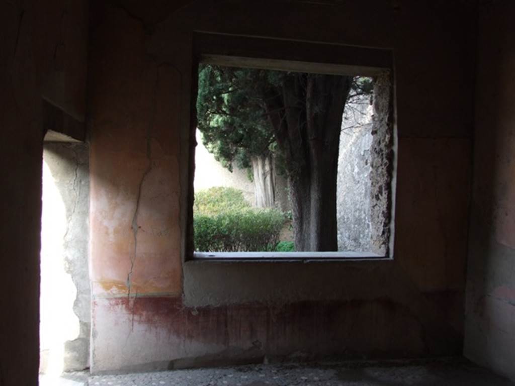 VI.1.10 Pompeii. December 2007. Room 9, window on north wall overlooking garden in room to south of garden.  
