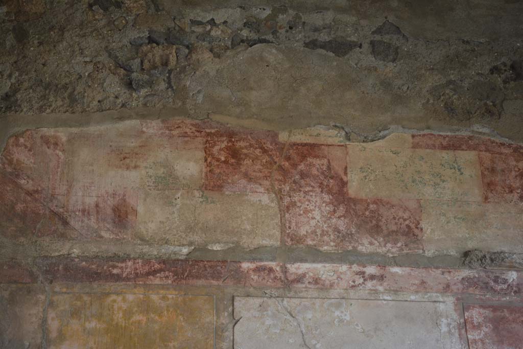 VI.2.4 Pompeii. December 2017. Upper north wall of oecus.
Foto Annette Haug, ERC Grant 681269 DCOR.
