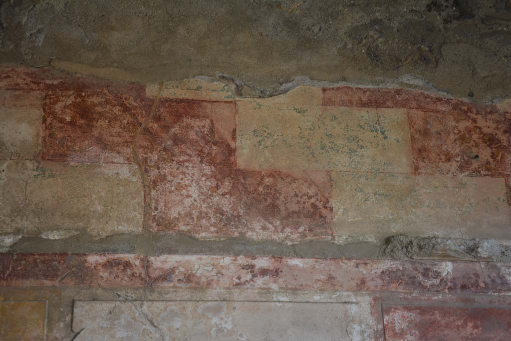VI.2.4 Pompeii. December 2017. Detail from upper north wall of oecus.
Foto Annette Haug, ERC Grant 681269 DCOR.
