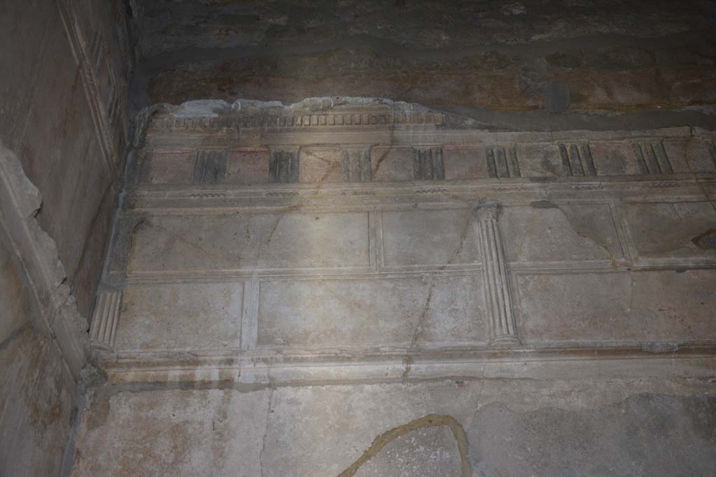 VI.2.4 Pompeii. December 2017. Upper east wall at north end.
Foto Annette Haug, ERC Grant 681269 DCOR.
