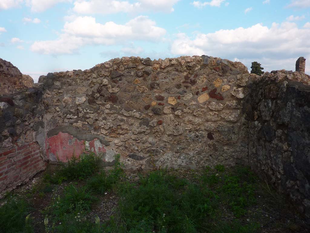 VI.5.9 Pompeii. November 2021. Looking towards east wall of triclinium. Photo courtesy of Hélène Dessales.