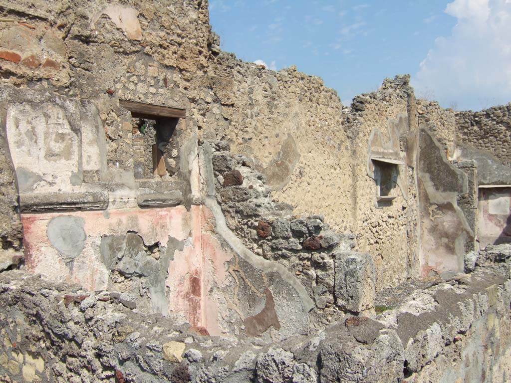 VI.7.3 Pompeii. September 2005. Room 3, and north side of atrium from entrance.