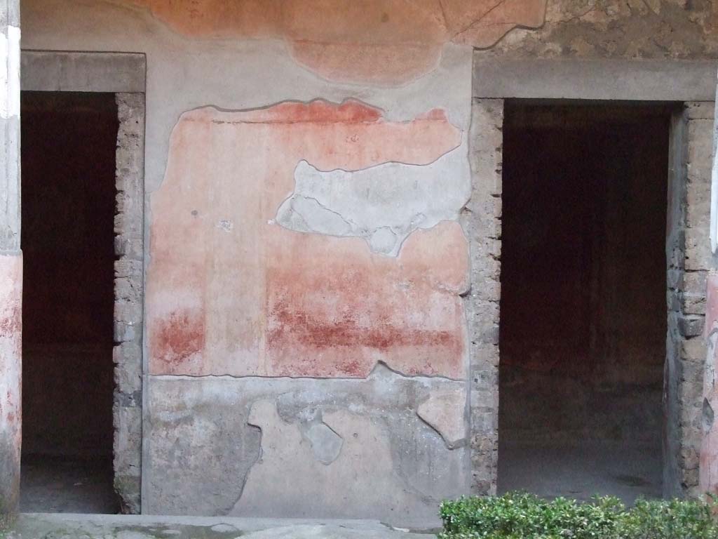 VI.8.3/5 Pompeii. December 2006. Doorways to rooms 15 and 16 on west side of peristyle.
