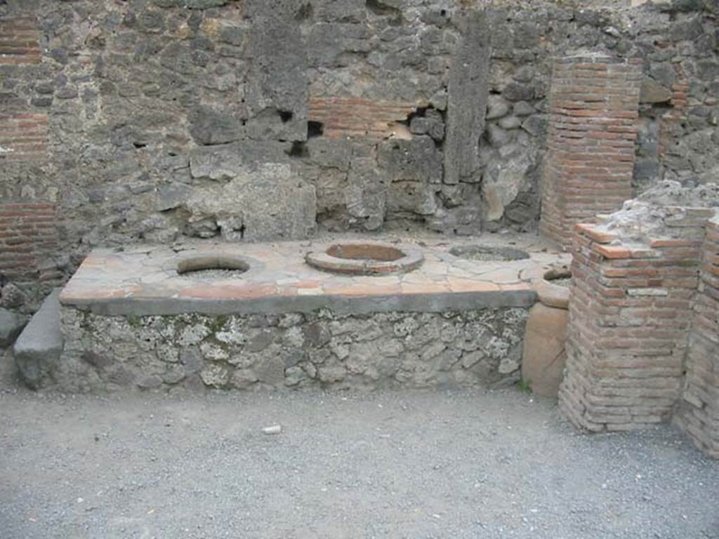 VI.8.8 Pompeii. May 2003. West side. Photo courtesy of Nicolas Monteix.