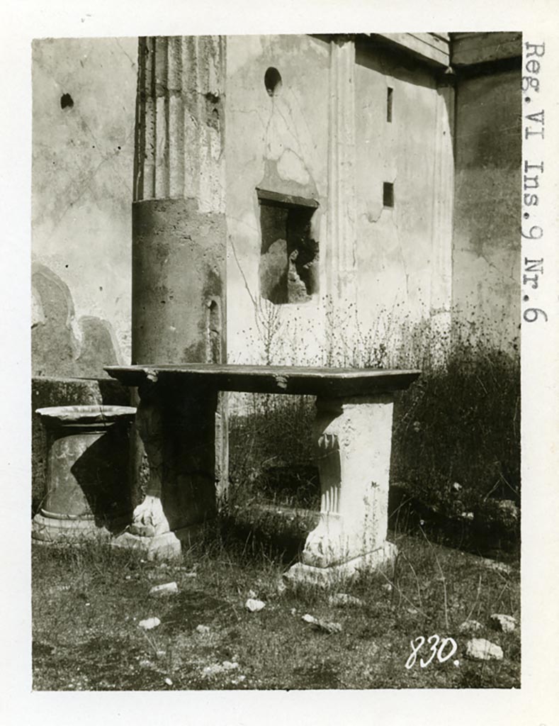 VI.9.6 Pompeii. Pre-1937-39. Looking towards north-east corner of pseudo-peristyle, with puteal and table.
Photo courtesy of American Academy in Rome, Photographic Archive. Warsher collection no. 830.
