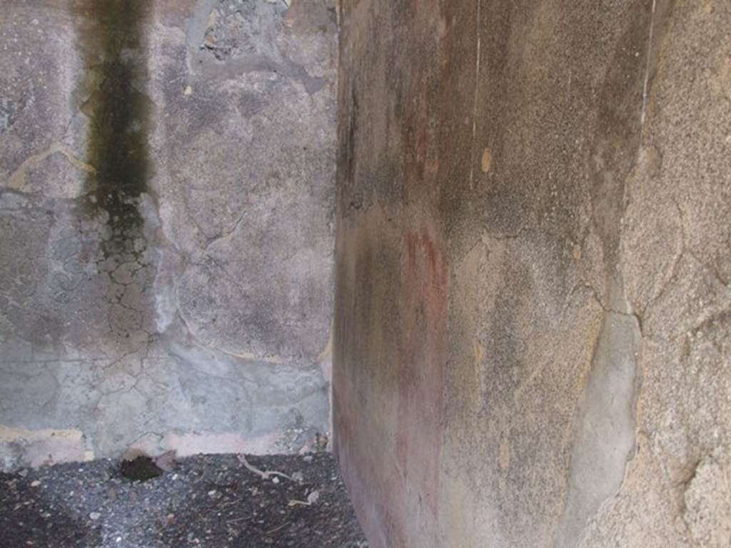 VI.9.7 Pompeii. March 2009. Room 9, south-east corner of room on east side of atrium.