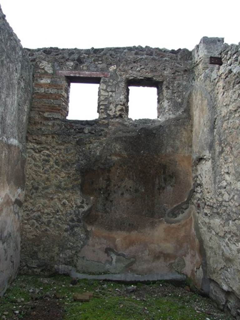 VI.10.7 Pompeii.  March 2009.  Room 4.  West wall.
