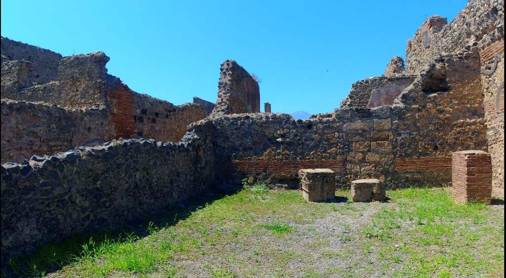 VI.10.15 Pompeii. June 2019. Looking across shop towards north-west corner. Photo courtesy of Christine Thompson.


