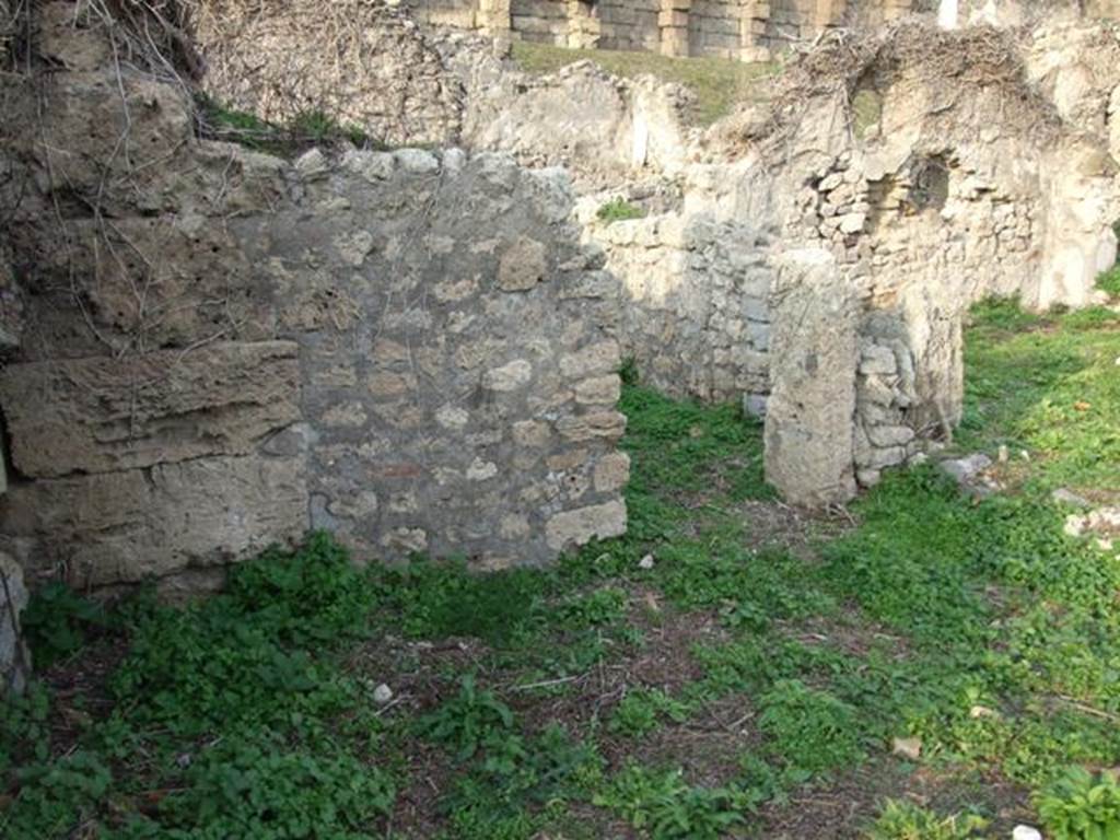 VI.11.3 Pompeii. December 2007. Doorway to room on north side of entrance doorway.