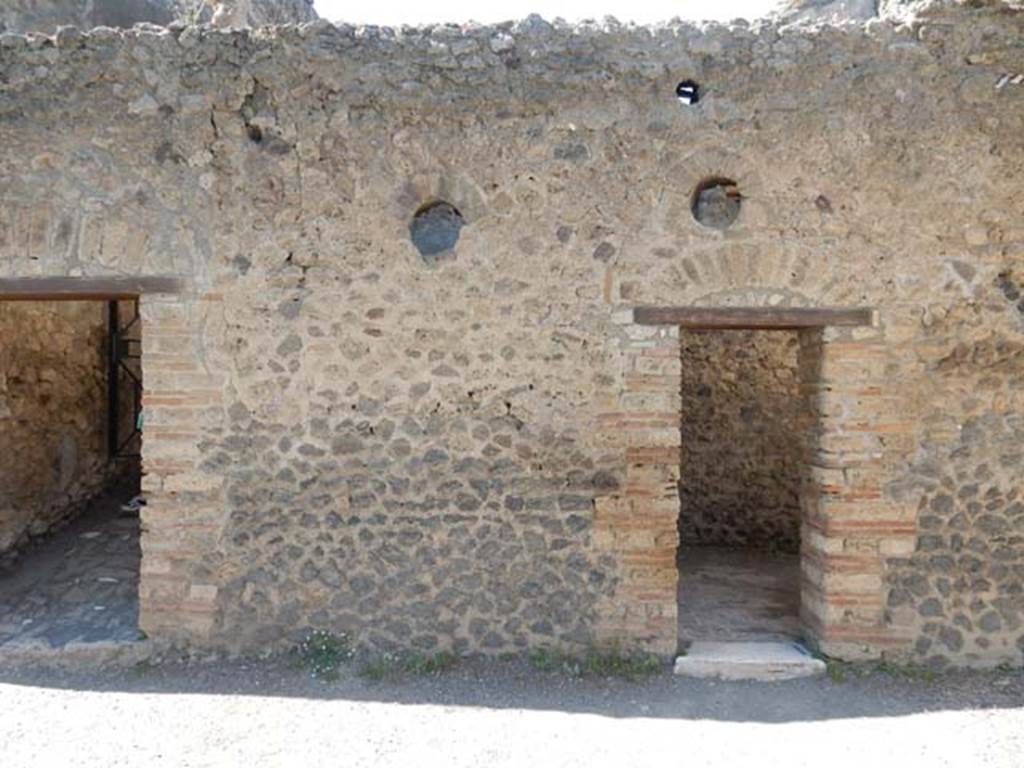 VI.12.2 Pompeii. May 2015. Two doorways to rooms in north-east corner of rear peristyle. Photo courtesy of Buzz Ferebee.
