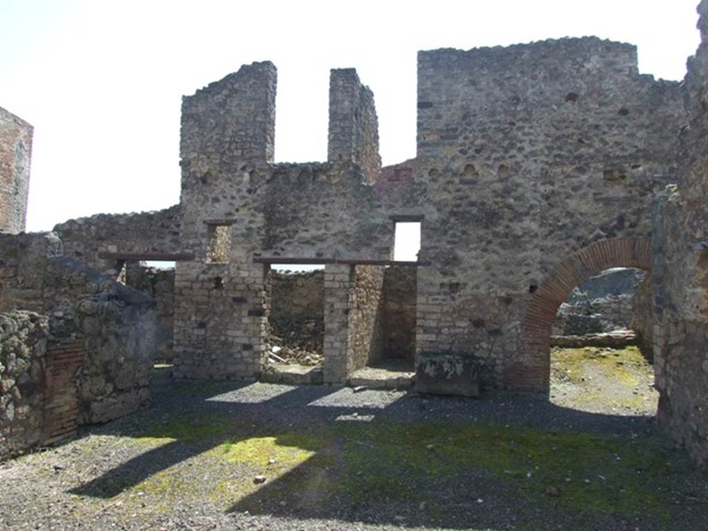 VI.14.18 Pompeii. March 2009. Looking south, taken from atrium of VI.14.20.