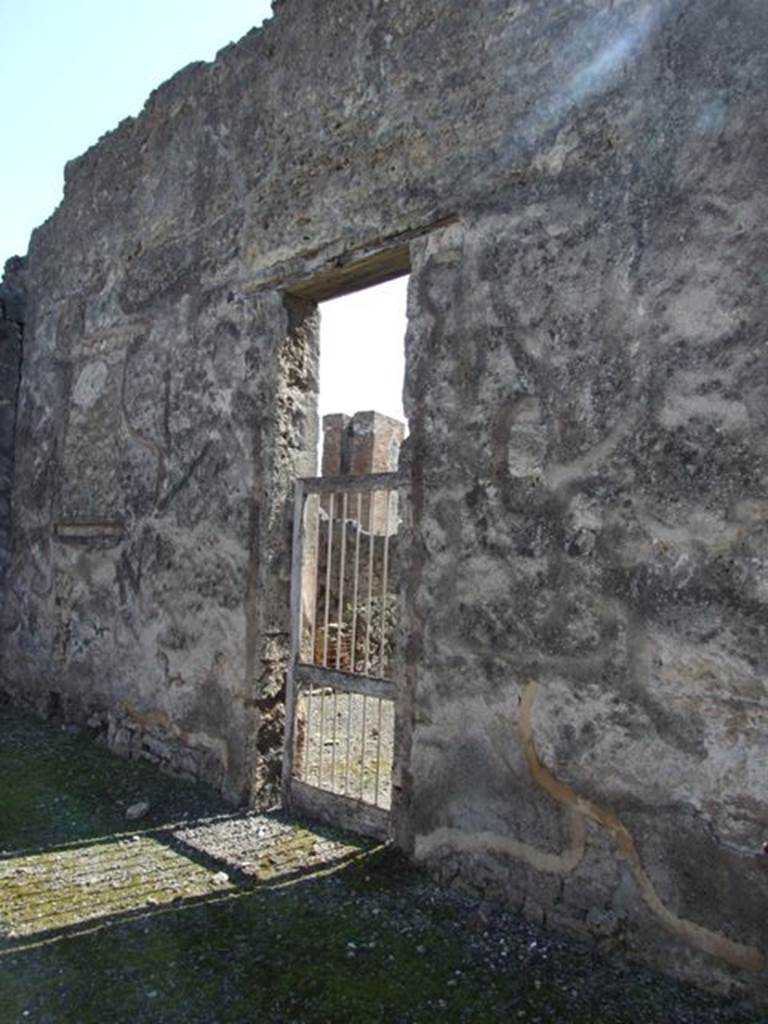 VI.14.20 Pompeii. March 2009. Room 1, south wall of atrium, and doorway to VI.14.18.