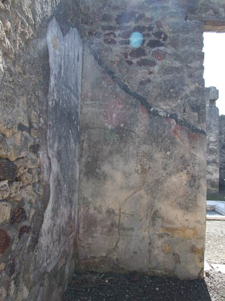 VI.14.20  Pompeii.  March 2009.  Room 7.  South wall and south east corner.