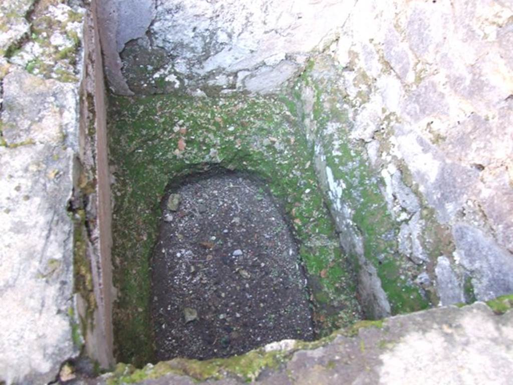 VI.14.21Pompeii. December 2007. Right vat.  