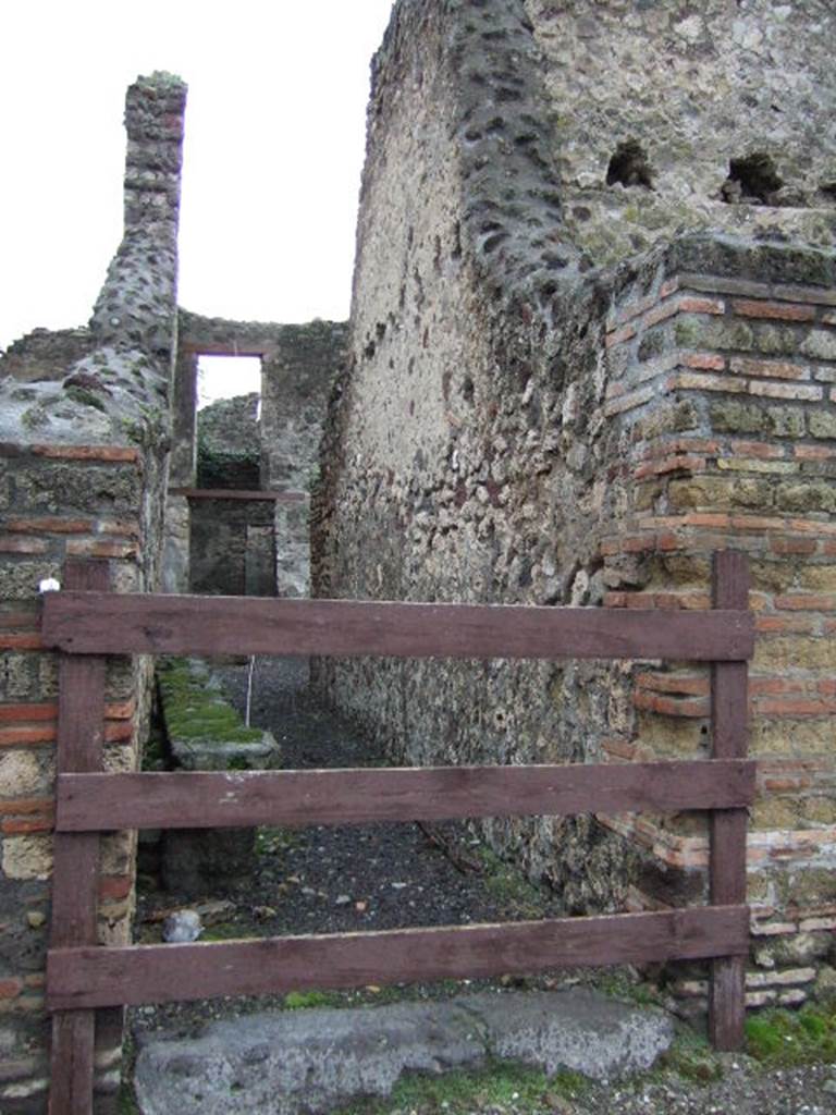 VI.14.27 Pompeii. Casa di Memmius Auctus. Entrance.