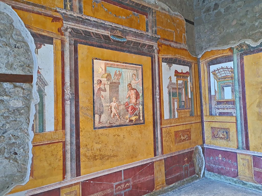 VI.15.1 Pompeii. April 2023. Looking east along north wall of exedra towards north-east corner. Photo courtesy of Giuseppe Ciaramella.