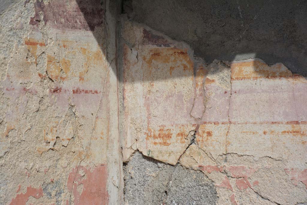VI 15 5 Pompeii. March 2019. Cubiculum 14, upper east wall at north end.
Foto Annette Haug, ERC Grant 681269 DÉCOR.

