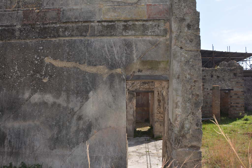 VI 15 5 Pompeii. March 2019. Oecus 24, upper south wall at west end.
Foto Annette Haug, ERC Grant 681269 DÉCOR.
