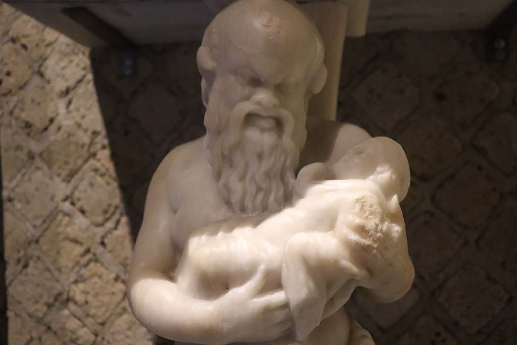 VI.15.8 Pompeii. February 2021. Detail of Silenus and Dionysus as a baby, photographed in Antiquarium.
Photo courtesy of Fabien Bièvre-Perrin (CC BY-NC-SA).