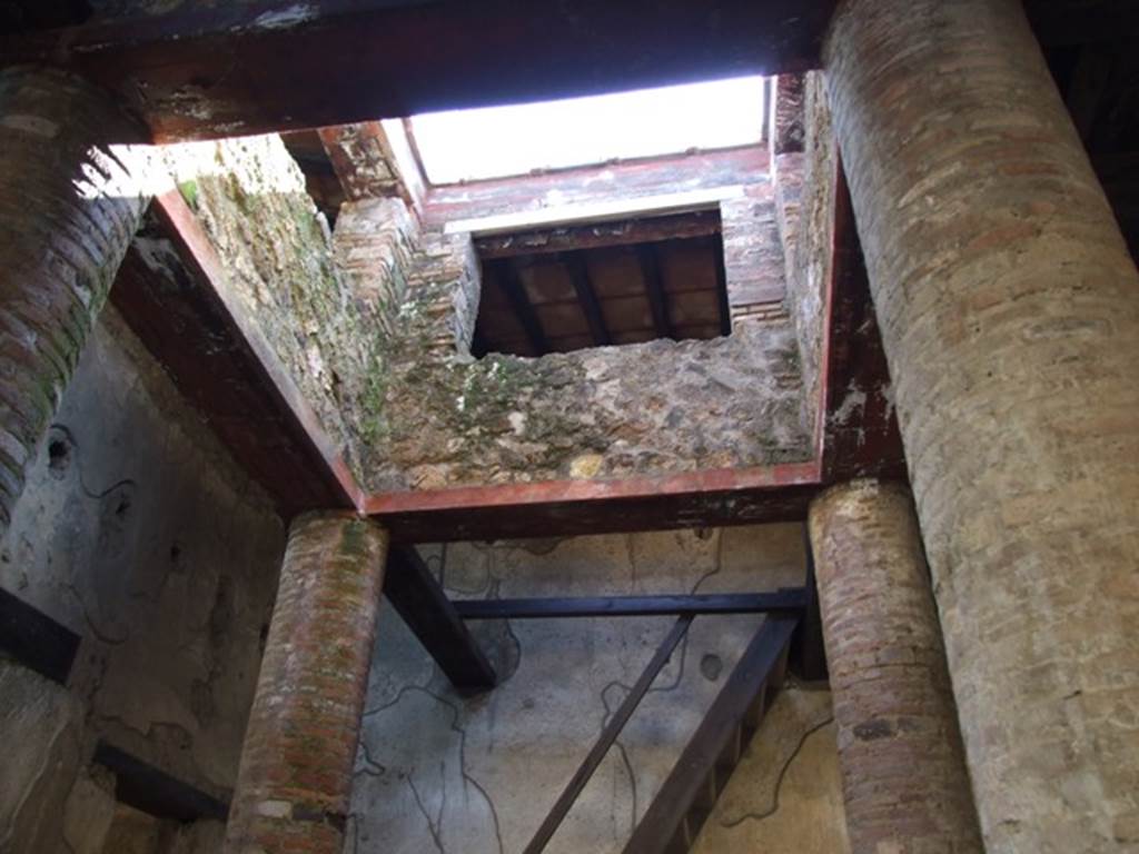 VI.15.9 Pompeii. March 2009. Looking south to upper floor reconstruction.