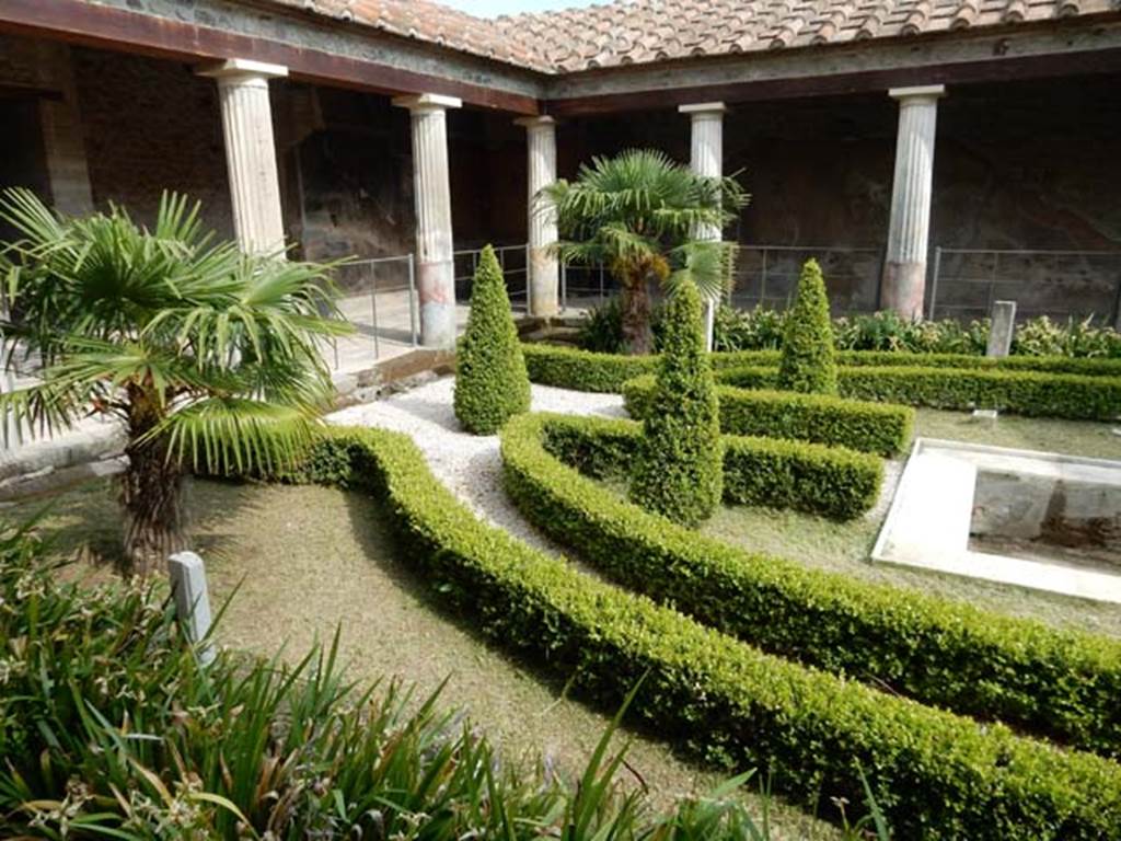 VI.16.7 Pompeii. May 2016. Room F, looking from north portico towards south-east corner of garden area. Photo courtesy of Buzz Ferebee.
