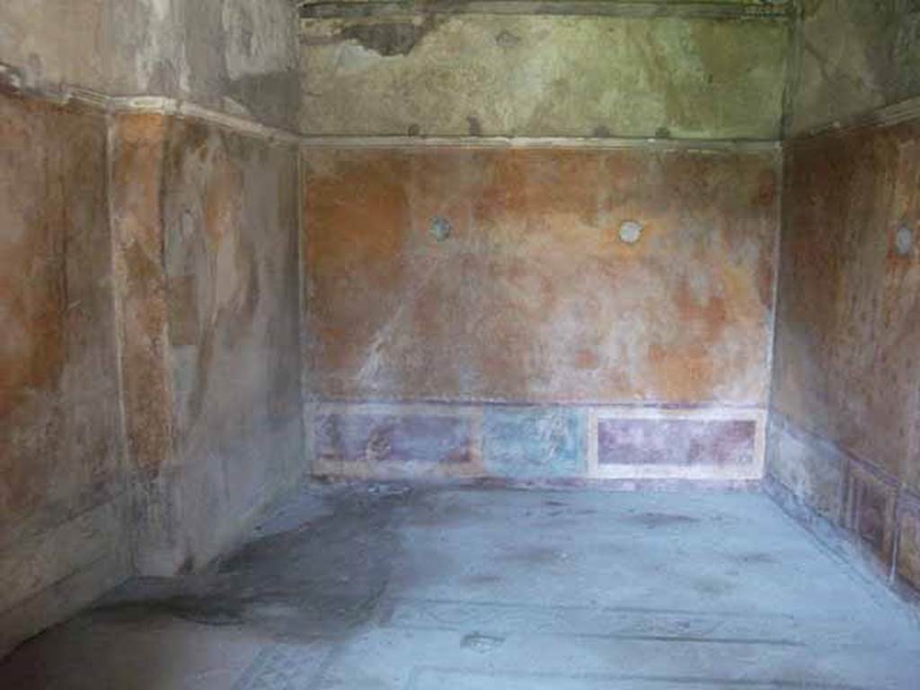VI.16.7 Pompeii. May 2010. Room I, looking north.