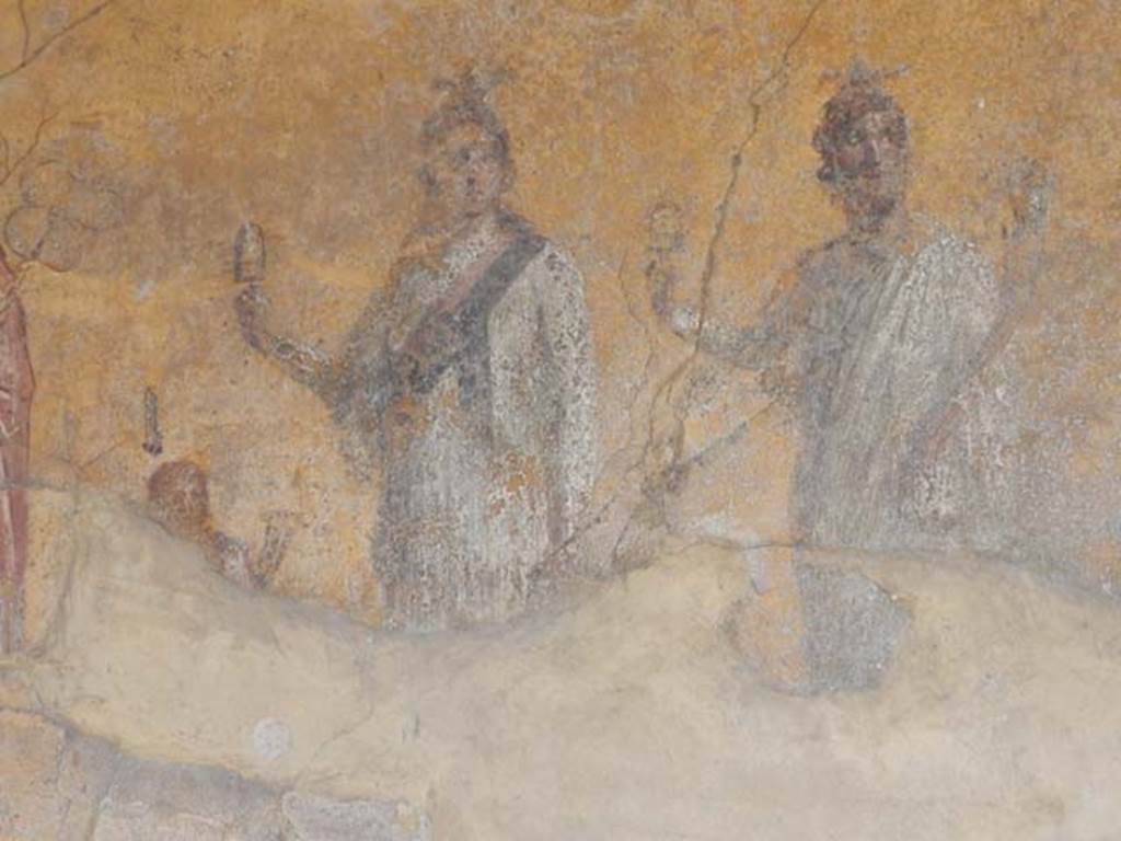 VI.16.7 Pompeii. May 2016. Room F, painting of small figure of Harpocrates, Isis and Osiris/Serapides. Photo courtesy of Buzz Ferebee.
