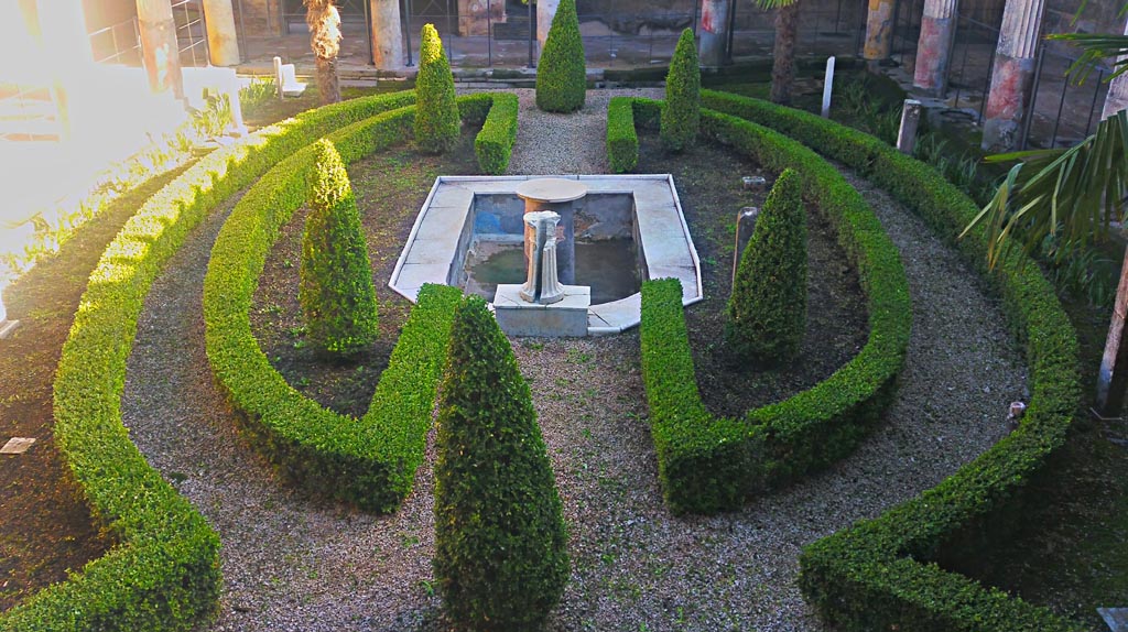 VI.16.7 Pompeii. December 2019. Looking east across peristyle garden “F”. Photo courtesy of Giuseppe Ciaramella.