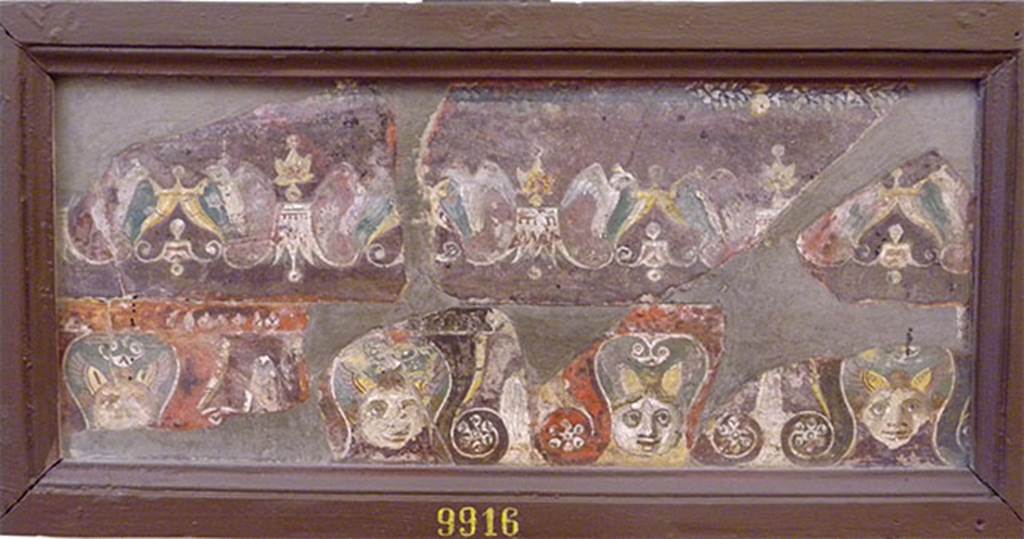 VI.17.9-10 Pompeii. Pastiche of fragments of wall painting found 14th August 1778, “from the underground area”.
Now in Naples Archaeological Museum. Inventory number 9916.